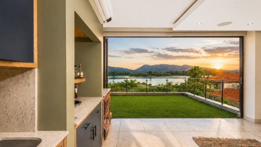8 Bedroom Property for Sale in Birdwood Estate North West